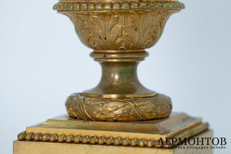 Ваза с маскаронами и играющими путти. мануфактура Paillard, 1850-1870 гг.  Бронза.
