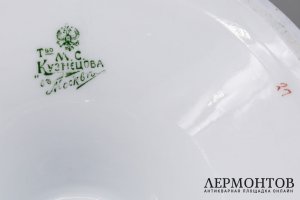 Супница в стиле неоклассицизм. Фарфор, кобальт, золочение. Россия, Кузнецов, 1900е гг