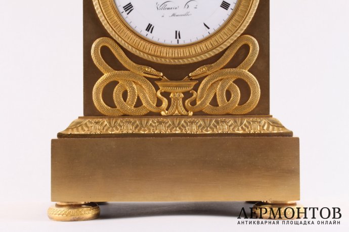 Часы с бюстом Гиппократа в стиле Ампир. Франция, Париж, 1800-е гг. Бронза, литье.