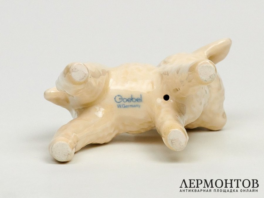 Статуэтка «Ягненок». Фарфор, Goebel, Германия, 1990 год