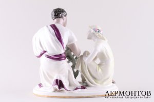 Статуэтка Посадка дерева Дружбы. Фарфор, роспись. СССР, ЛФЗ, 1960е гг.