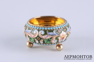Солонка. Трыкин. Расписная эмаль по скани. Серебро 84 пробы. Россия, 1899-1908 гг.