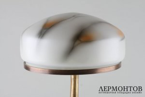 Лампа в стиле модерн с фигурами троих детей. Австрия, Вена, автор модели П. Терещук.