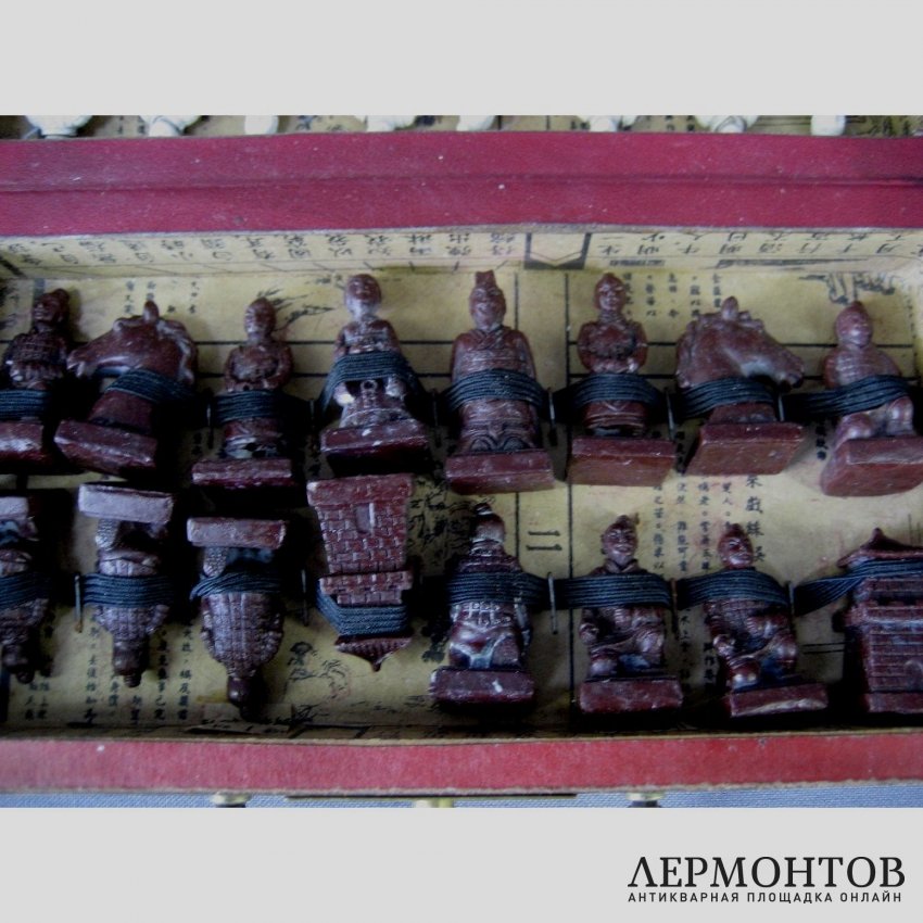 Подарочные шахматы. Восток, ХХ век.