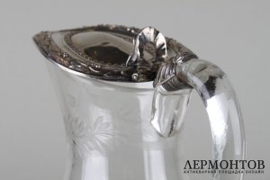 Кувшин с растительным узором. Серебро 950, стекло. Франция,1897-1912 годы.