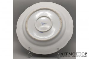 Хренов Н.А. Декоративное блюдо Дачный. Фарфор, роспись. СССР, Дулево, 1981