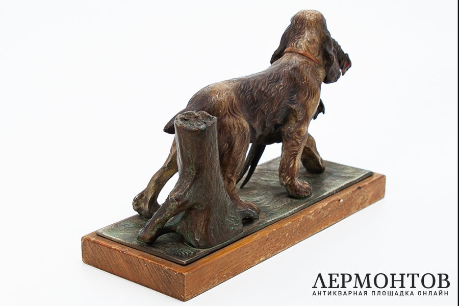 Статуэтка Охотничья собака с дичью. Франция, автор Charles Paillet, 1 треть 20 в.