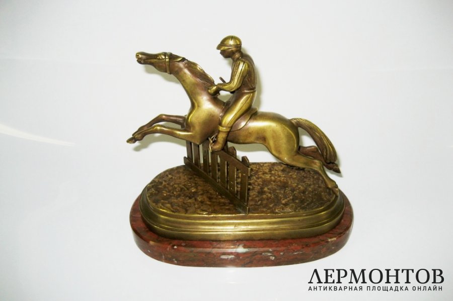 Кабинетная пластика. Всадник. Бронза, патинирование, мрамор. Европа, рубеж XIX-ХХ веков.