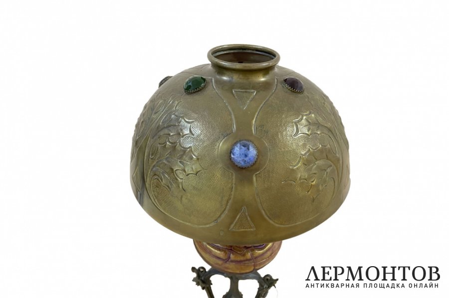 Лампа в стиле Модерн с цветным стеклом. Австрия, J. Hery , 1900-е гг. 