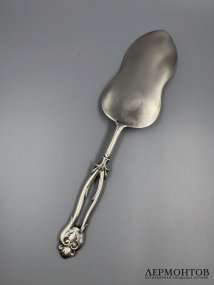 Лопатка для торта. Серебро 84 пробы, мастер ХК, Россия, 1894 год