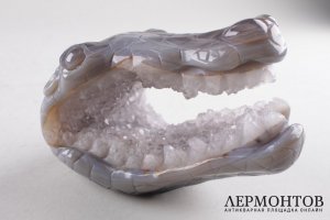 Статуэтка. Голова крокодила. Аметист. Китай. Начало XX в.