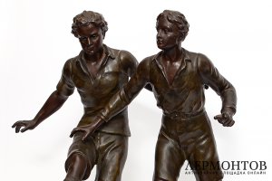 Скульптура Футболисты. Металл, патина. Франция, Париж. 1920-1930-е гг. 