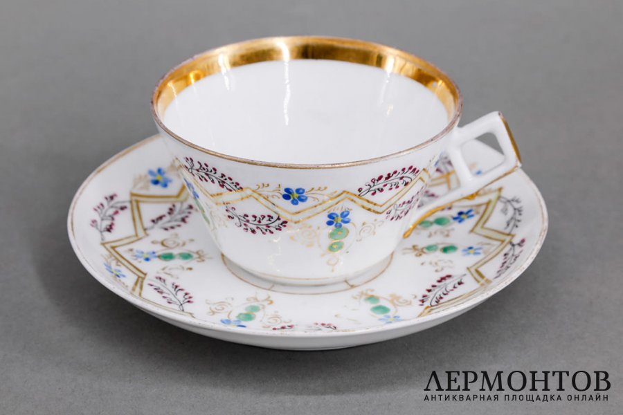 Чайная пара, русский стиль. Фарфор, роспись. Россия, Кузнецов, 1870-80е гг.