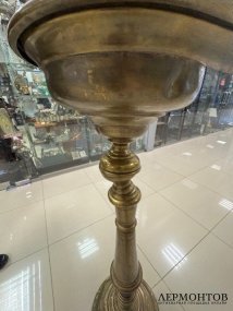 Церковный напольный подсвечник. Латунь, фирма Оловянишниковых, Россия, конец 19 века