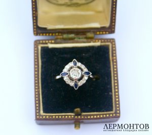 Золотое кольцо с сапфирами и бриллиантами, 750 проба