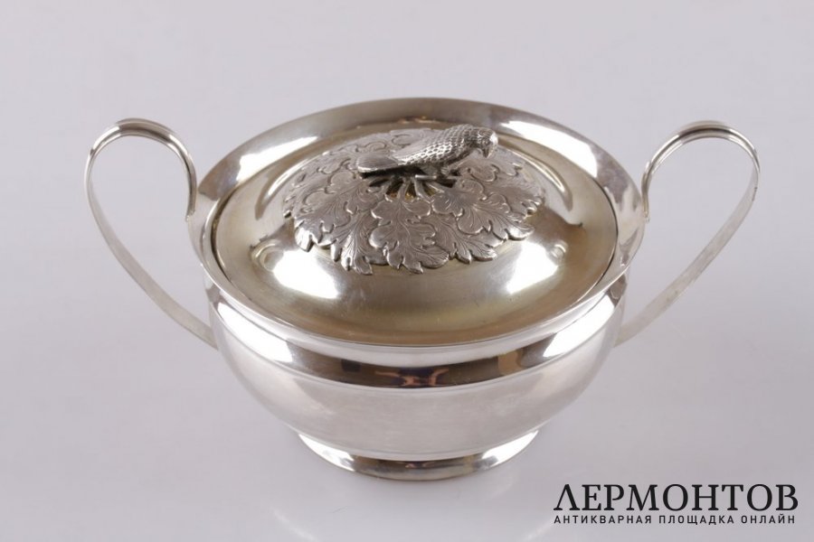 Сахарница с крышкой. Серебро 84 пробы. 1817 год. Российская империя.