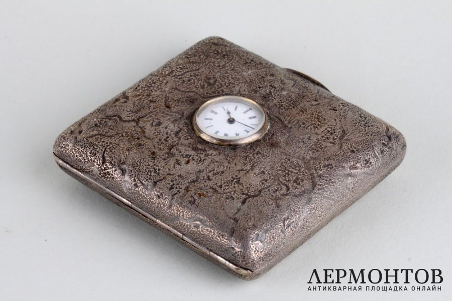Портсигар Самородок с часами. Серебро 84 пробы. Российская империя, 1870-е гг.