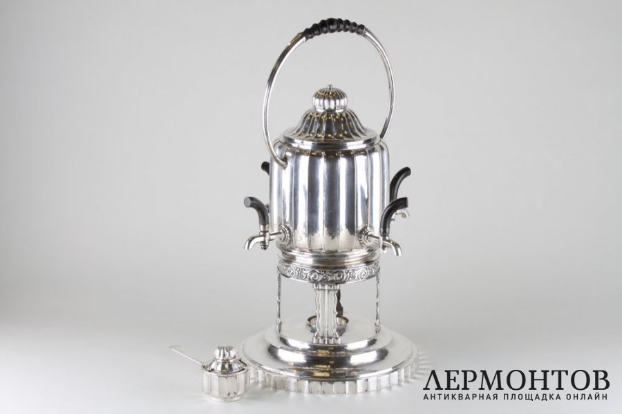 Бульотка в стиле ар-деко. Серебро 800 пробы. Германия,Wilhelm Binder.