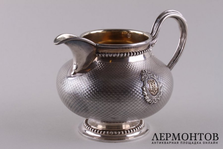 Чайный и кофейный сервиз Aucoc. Серебро 950 пр., золочение, гильоше. Франция, XIX в.