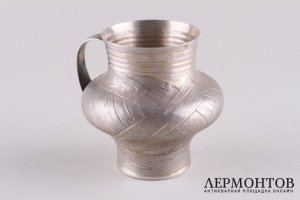 Молочник в русском стиле лоза. Серебро 84 пробы. Россия, 1866 год.
