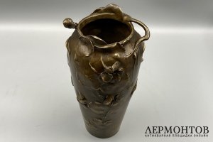 Ваза в стиле Модерн. Франция, 1900-е гг. Бронза.