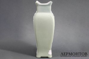 Ваза Фиалки, модерн. Бисквит. СССР, Вербилки, 1930е гг.