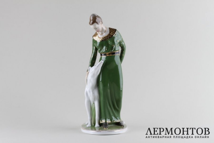 Статуэтка Дама с борзой. Фарфор.  Fraureuth, Германия, Carl Nacke, 1919-1926 гг.