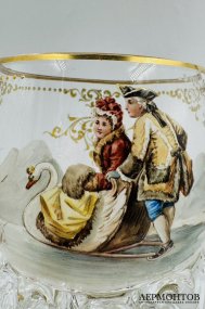 Кубок-рёмер «Катание на санках». Стекло, эмали, роспись золотом, Западная Европа, 1870–1890 годы