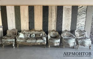Гарнитур для гостиной в стиле барокко: диван и 4 кресла. Дерево, позолота, Италия