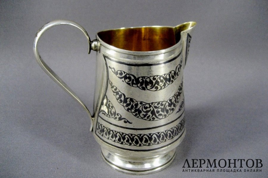 Молочник. Серебро 875. СССР, 60-е годы ХХ века.