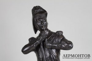 Скульптура Гренадер. Франция, Париж, по модели Dumage, 1888 г. Бронза. Экспертиза.