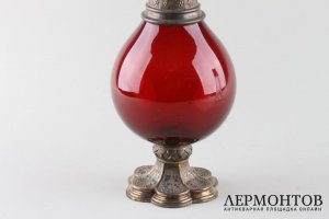 Графин для спиртных напитков с красным стеклом. Лондон, 1874 г. Серебро 950 пробы.