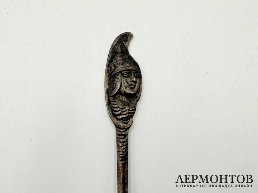 Ложка Богатырь. Россия, нач. 20 века. Серебро 84 пробы.
