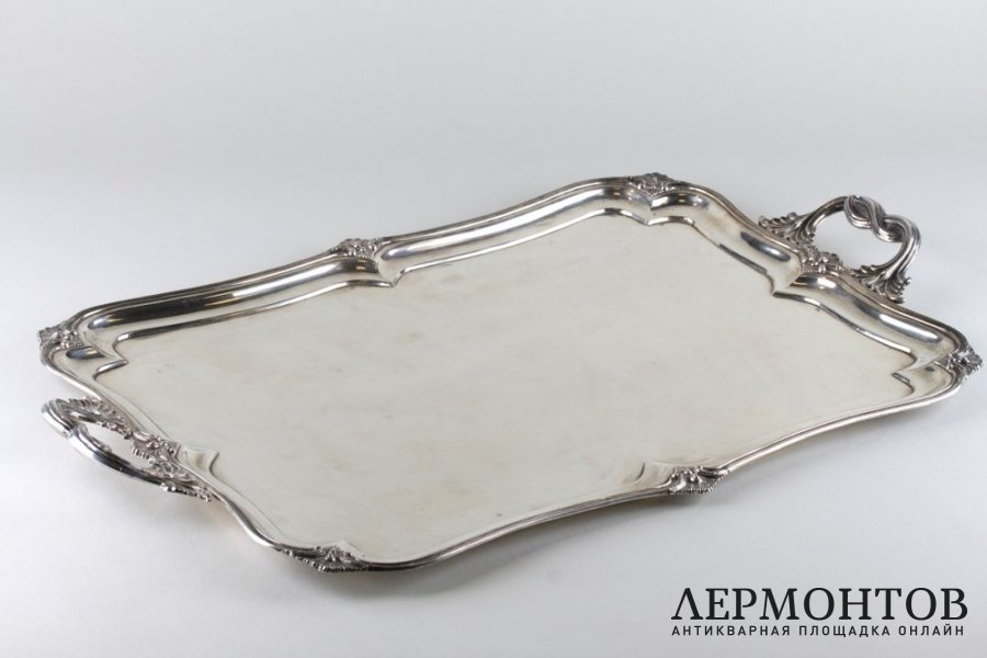 Поднос прямоугольный. Серебро 84 пробы. Россия, 1851 год.