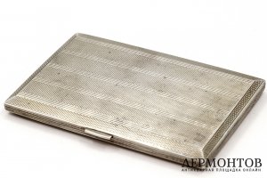 Визитница с геометрическим декором. СССР, 2 пол. 20 в. Серебро 800 пробы.