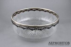 Ваза в оправе. HENRI LAPEYERE. Серебро 950 пробы. Франция, XIX в.