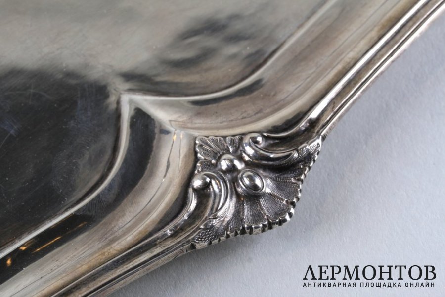 Поднос прямоугольный. Серебро 84 пробы. Россия, 1851 год.