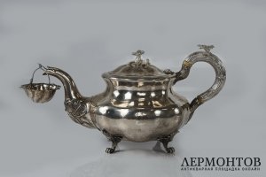 Чайник. Серебро 84 пробы. Российская Империя, XIX век.