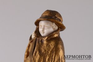 Скульптура в стиле Ар Деко Маленький скрипач. Франция, Париж, 1900-10-е гг.