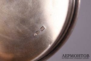 Парфюмерный набор из 5-ти предметов. Серебро 84 пробы, хрусталь. Россия, Москва