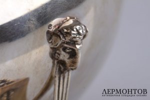 Конфетница на ножках в классическом стиле. Серебро 800 пробы. Италия