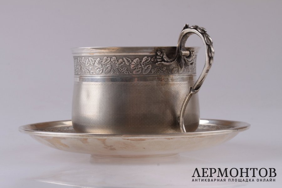 Чайная пара Hector Alfred. Серебро 950 пробы, гильоше. Конец XIX в. Франция