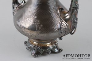 Кофейник в стиле ампир. Серебро 950, гильоше, патина. Франция, XIX век.