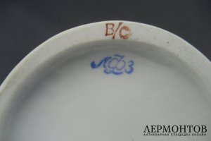 Юная фигуристка. Фарфор. СССР, ЛФЗ, 50-60-е годы ХХ века.