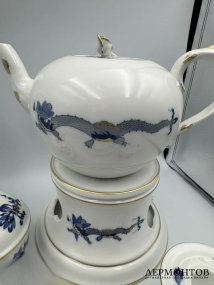 Чайный сервиз тет-а-тет «Синий дракон». Фарфор, роспись, Meissen, Германия, 20 век