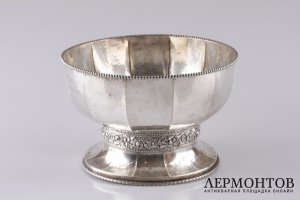 Ваза на ножке. Серебро 800 пробы. Швеция, первая половина XX века.