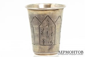Кидушная стопка с богатым декором. Российская Империя, г. Киев, 1908-1917 гг. 84 пр.
