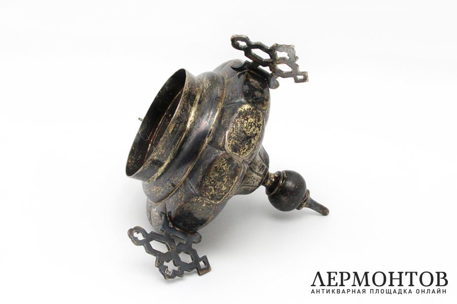 Лампада с ажурными ручками. Серебро 84 пр. Россия, Андрей Векман, ок. 1889 г. 