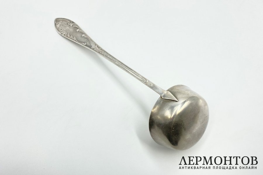 Половник с растительным декором. СССР, Платиноприбор, 1930-е гг. Серебро 875 пробы.