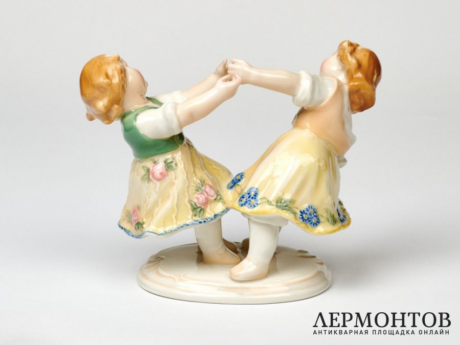 Статуэтка «Танцующие девочки». Фарфор, Karl Ens, Германия, 1919–1940 годы